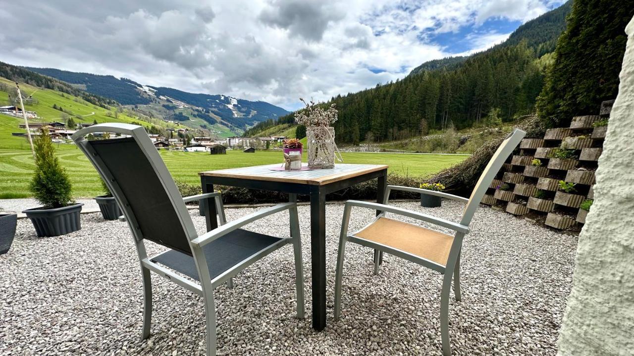 Appartements Living Saalbach Екстериор снимка